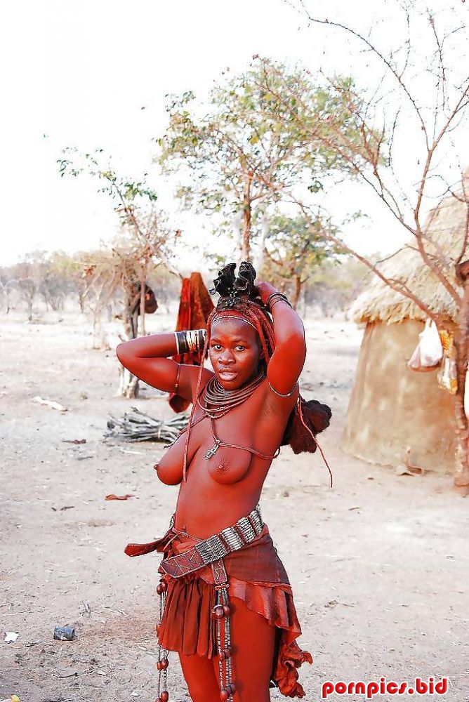 Без одежды девушка африканская папуаска смотреть