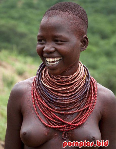 веселая девчонка из африки