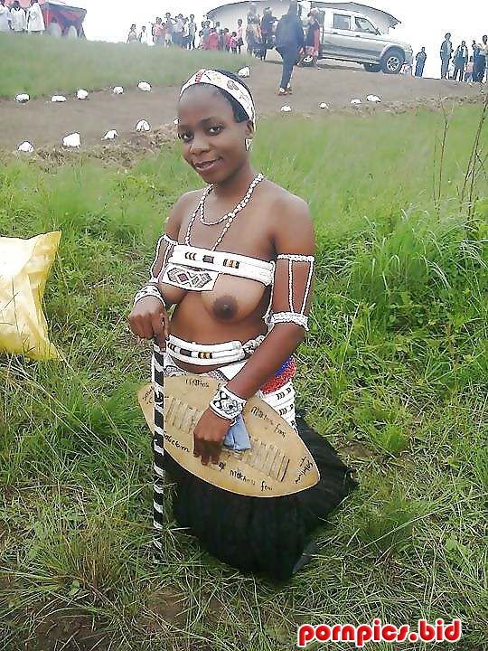 Секси баба из племени Африки бесплатно