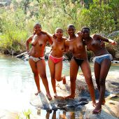 голые африканские девушки