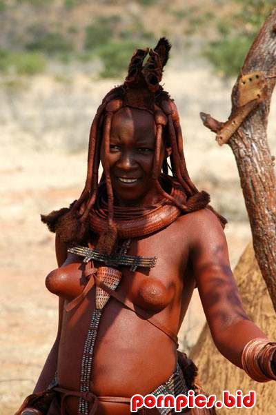 Классная баба из племени Африки альбом