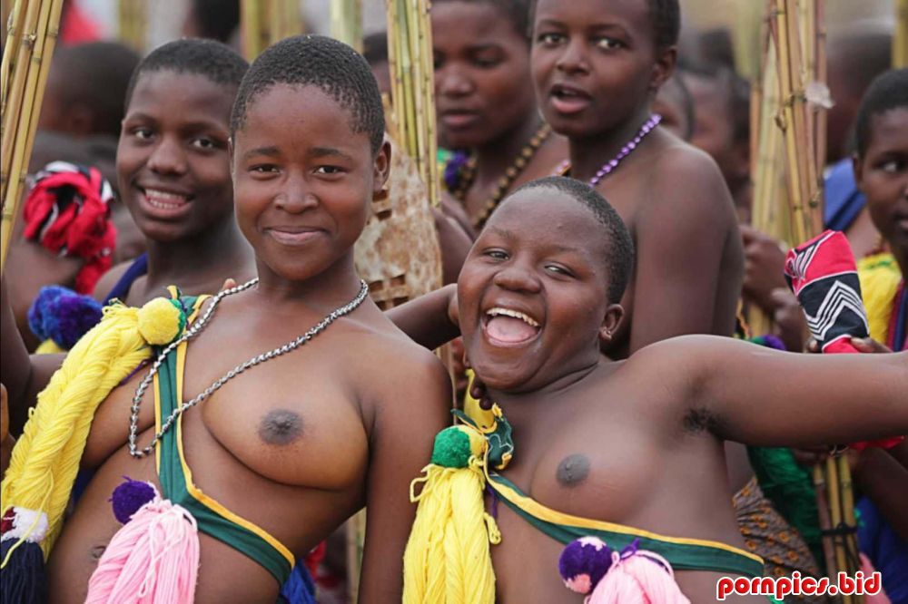 Секси девка африканская туземка смотреть