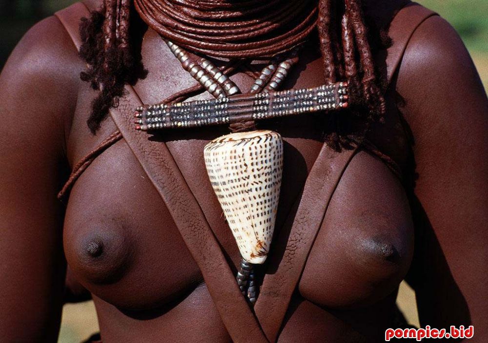Обнаженная бикса из африканского племени сборник