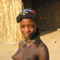 Хорошая девушка африканская папуаска бесплатно
