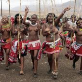 дикари африки танцуют голые